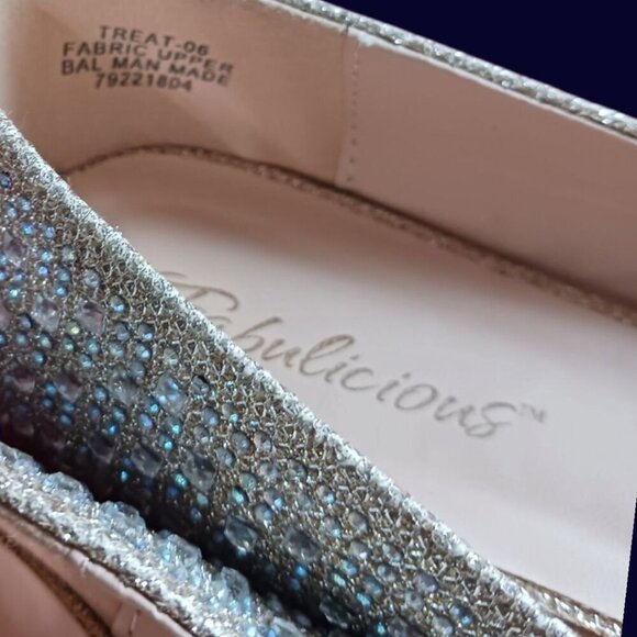Fabulicious Rhinestone-Embellished Ballet Flats  Color Nude Glitter Mesh Size 10 - Picture 6 of 13